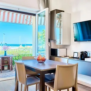 Con Terrazza Vista Mare Riccione